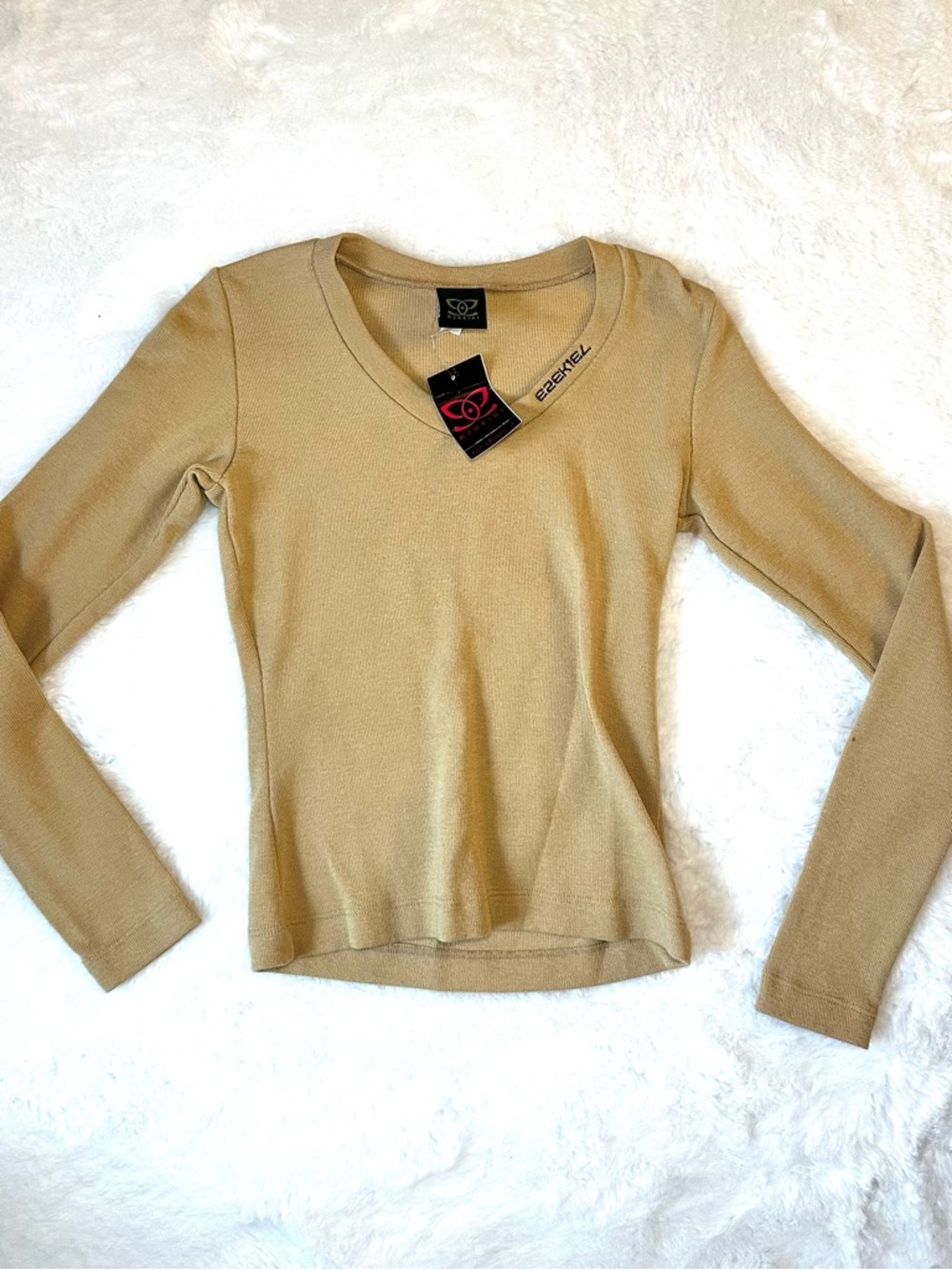New EZEKIEL Sigourney Sweater Knit Top Long Sleeve Crew Neck Beige Y2K Small